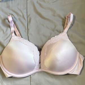 Wild Fable Light Purpple  Lace Bra sz 36C worn once